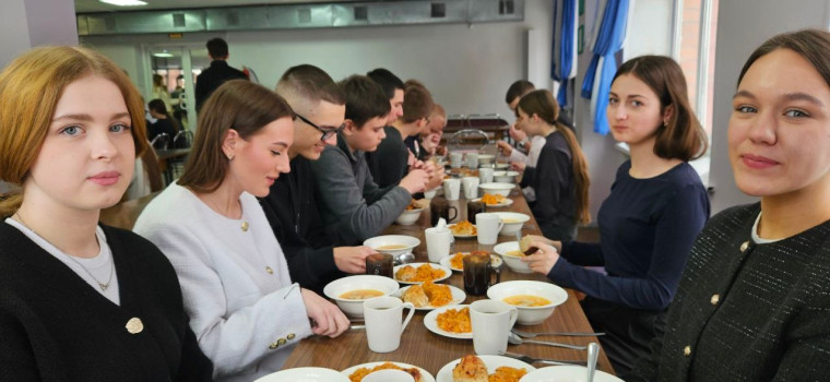 Родительский контроль в школьной столовой.